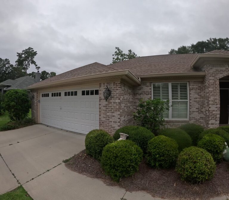 Bradfordville Pressure Washing Services 3 Clean brick home and garage after house washing in Bradfordville, Tallahassee, FL